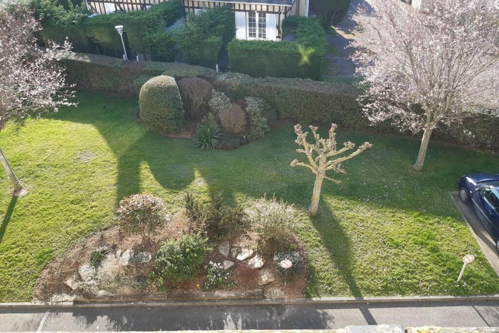 T2 Cosy/balcon Sud Ouest/300m-mer/villers Sur *